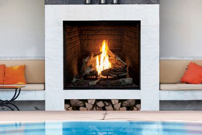 Urbana: U44 Outdoor Fireplace - primary view